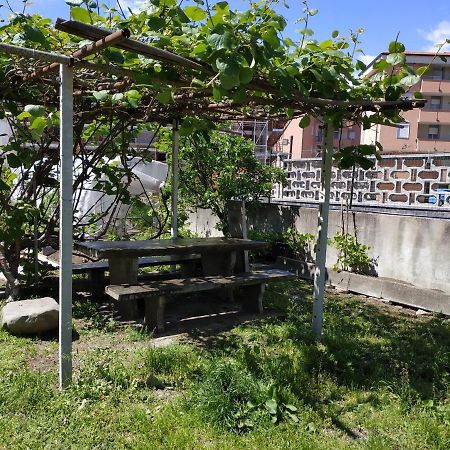 Casa Marina Apartment Verbania Bagian luar foto