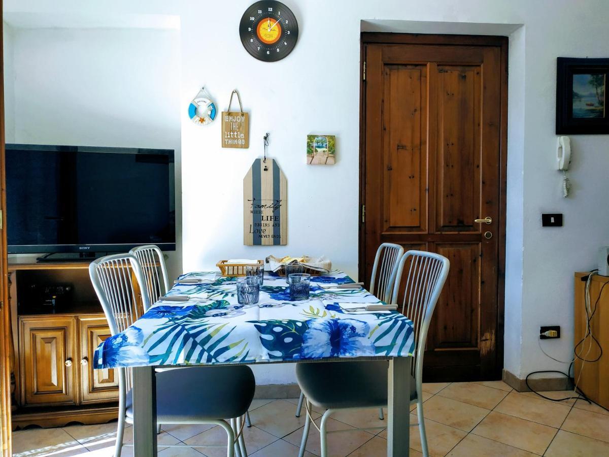Casa Marina Apartment Verbania Bagian luar foto