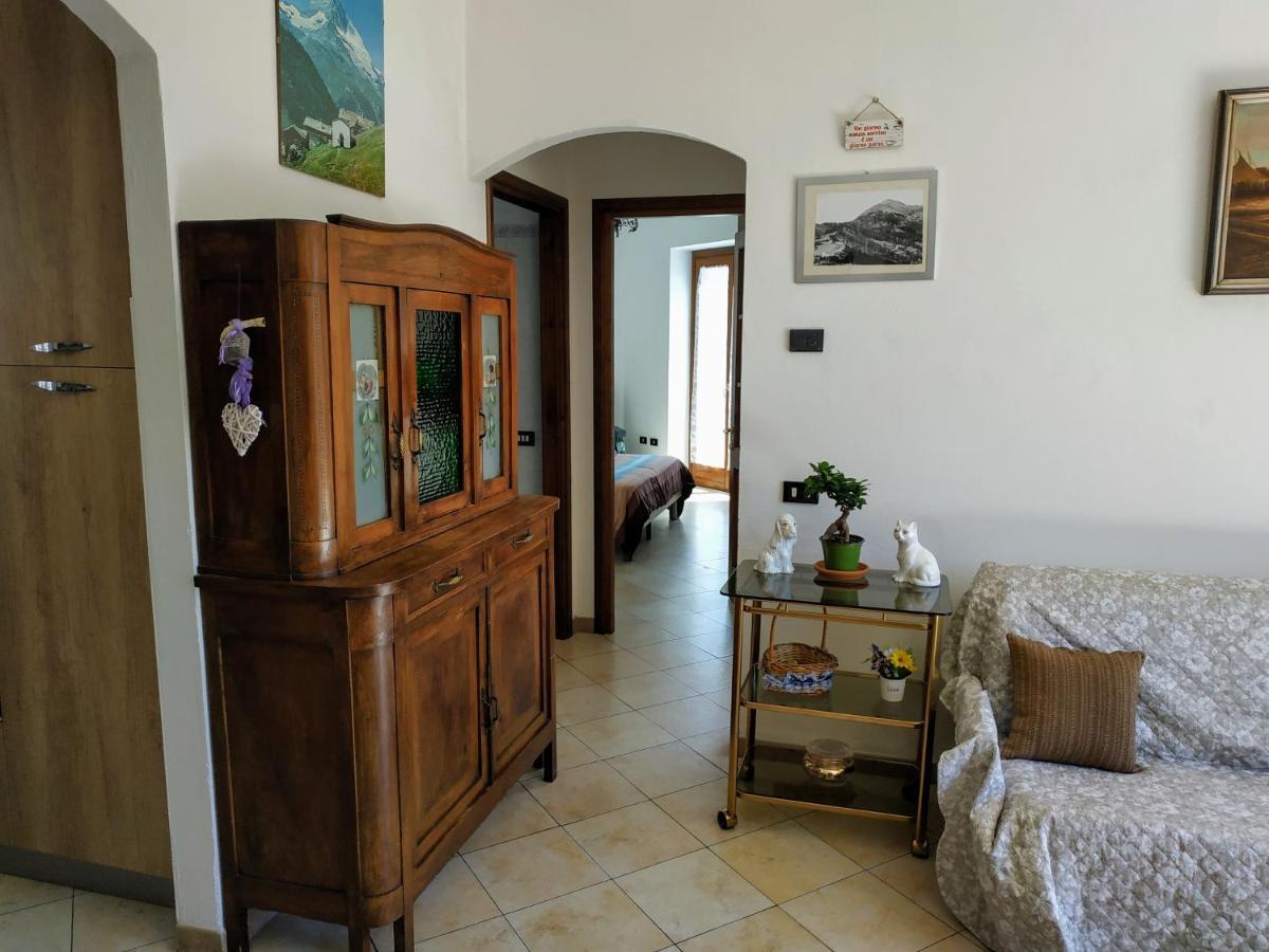 Casa Marina Apartment Verbania Bagian luar foto