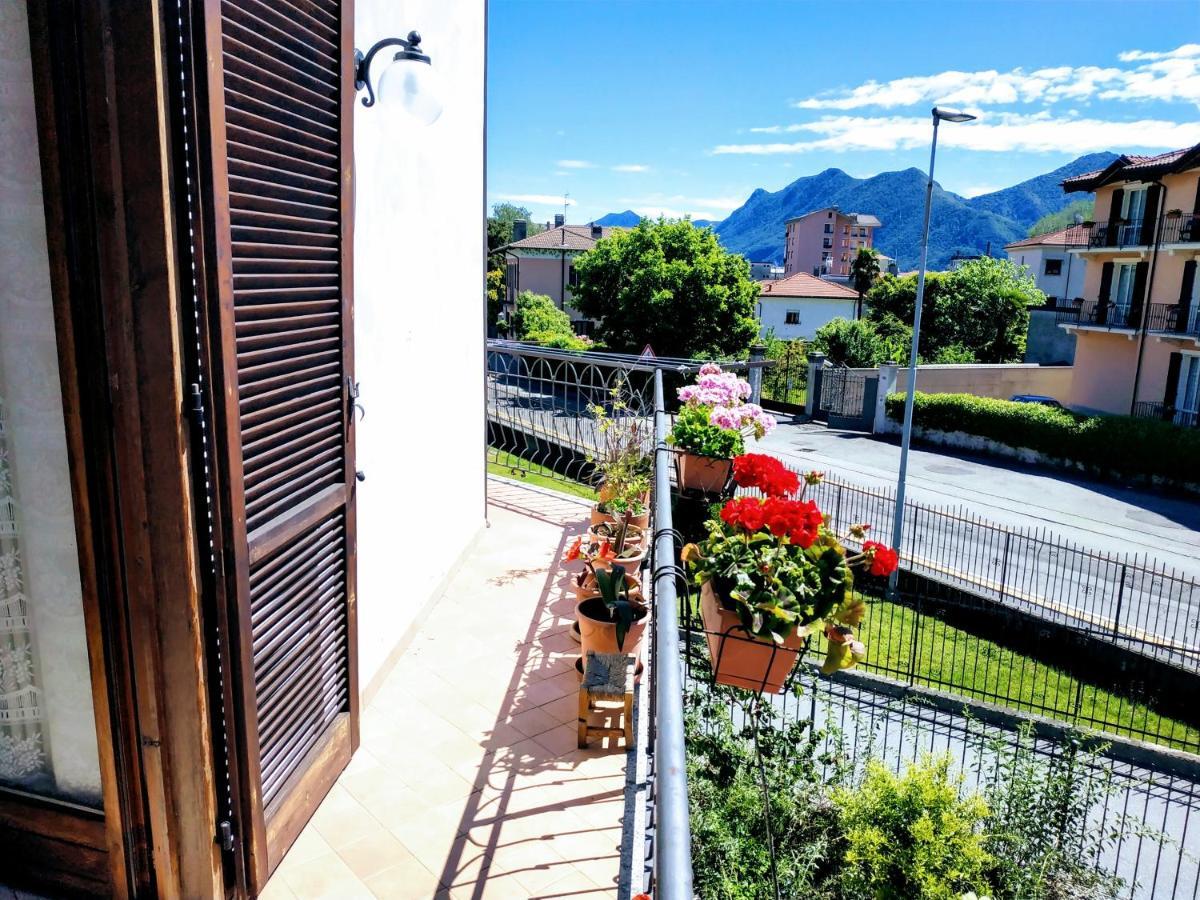 Casa Marina Apartment Verbania Bagian luar foto