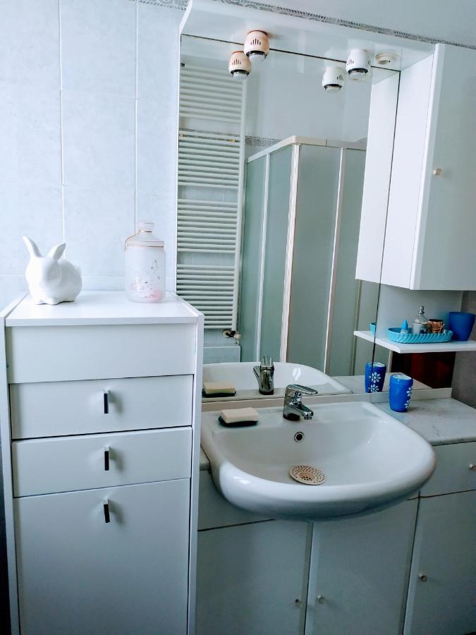 Casa Marina Apartment Verbania Bagian luar foto